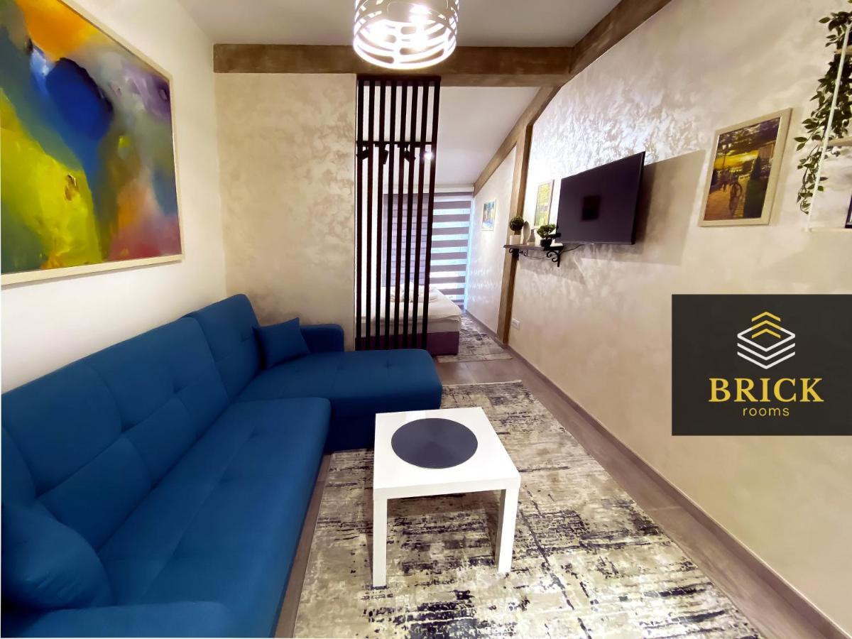 Brickrooms โนวีปาซาร์ ภายนอก รูปภาพ