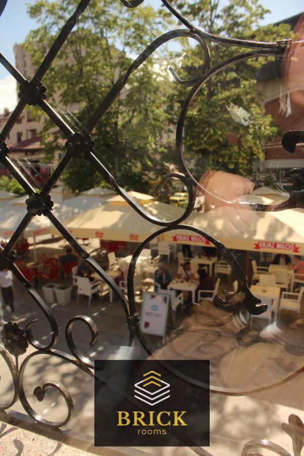 Brickrooms โนวีปาซาร์ ภายนอก รูปภาพ
