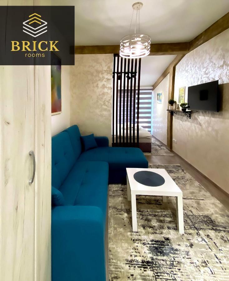 Brickrooms โนวีปาซาร์ ภายนอก รูปภาพ